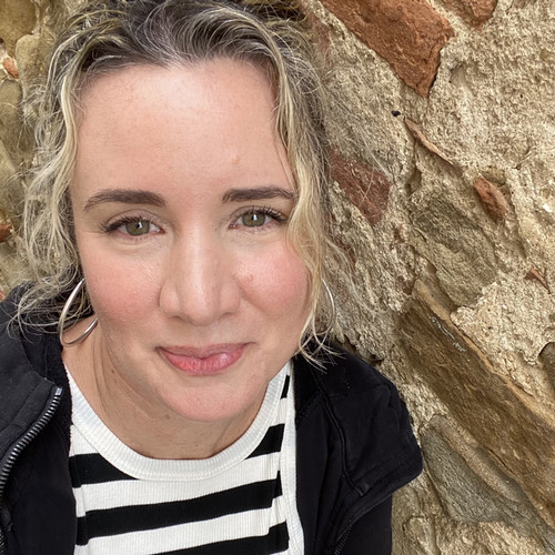 Lara Glenum Headshot